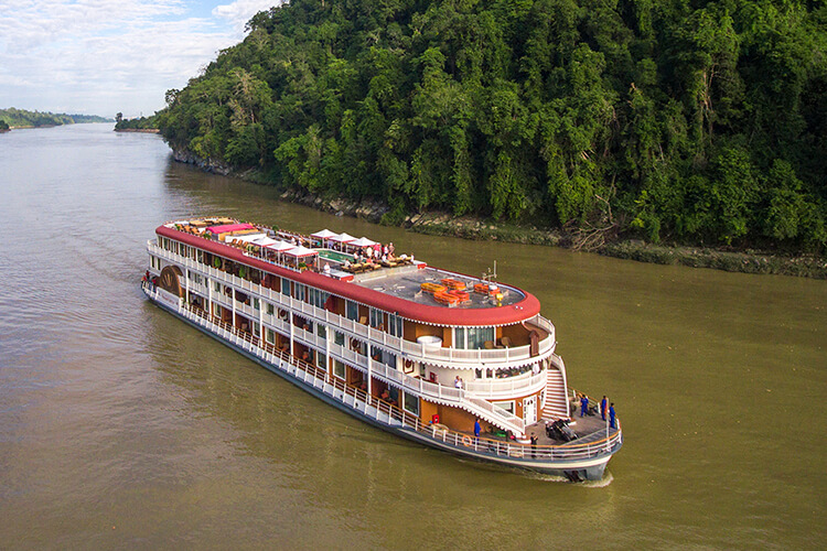 irrawaddy cruise in myanmar