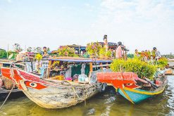Cai Be Floating Market River Cruise Tours