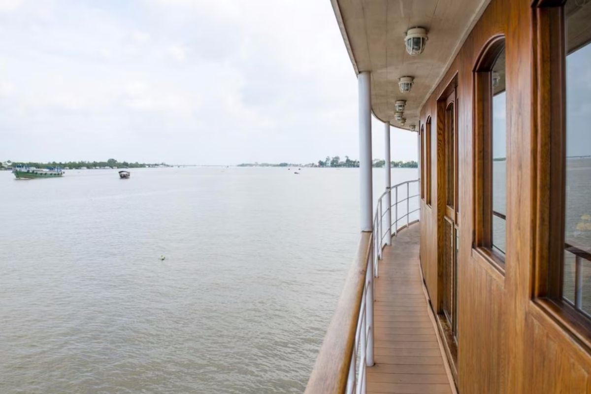 L'Amant Mekong river cruise tour package