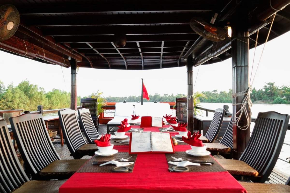 Le CochinchineMekong river cruise tour package