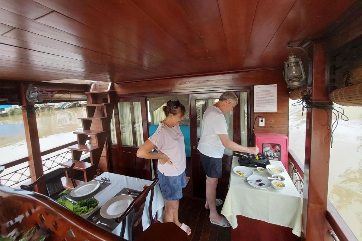Mekong Eyes Classic Cruise tour package