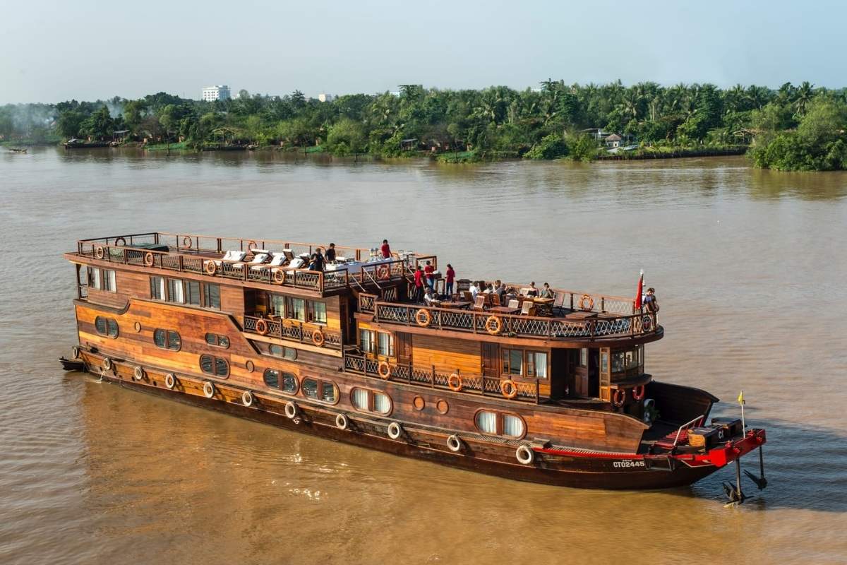 Mekong Eyes Classic Cruise tour package