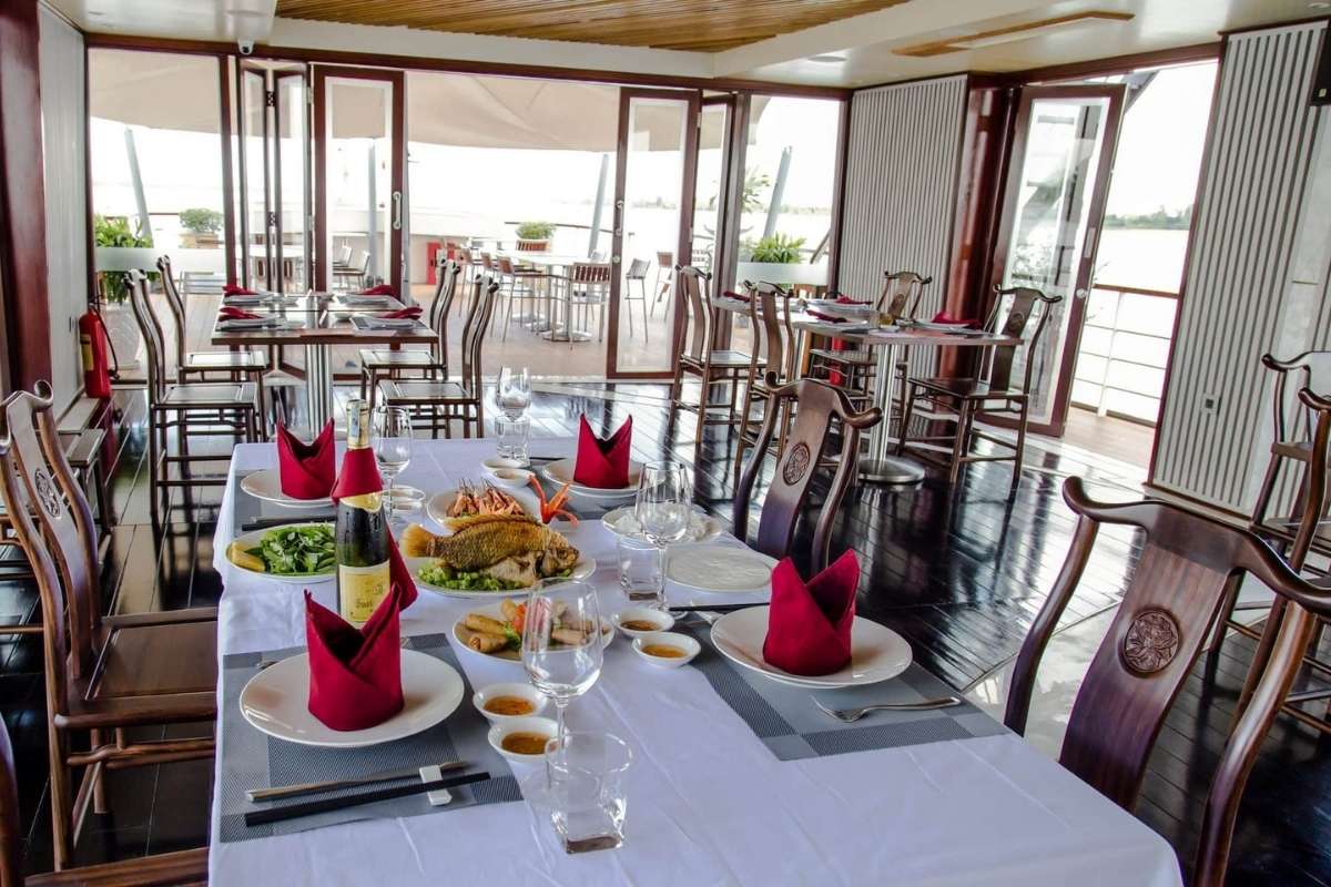 Mekong Eyes Explorer Cruise tour package