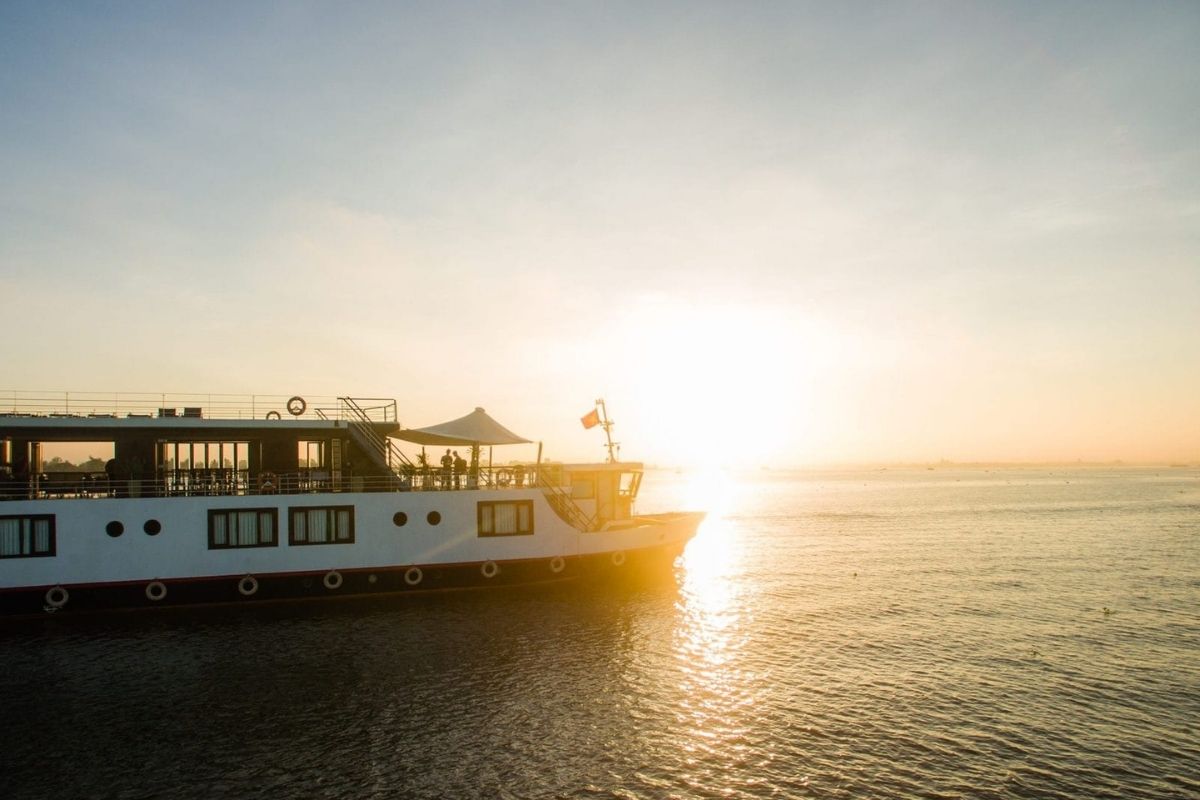 Mekong Eyes Explorer Cruise tour package