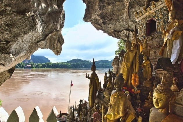 Mekong River Cruise-Pakou Caves