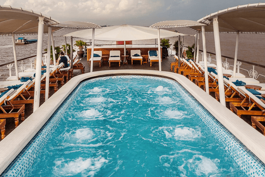 Pool-Deck-My-river-cruise-Jayavarman