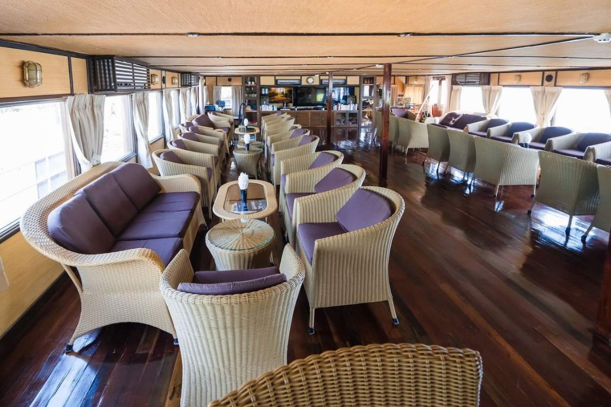RV Indochine river cruise tour package