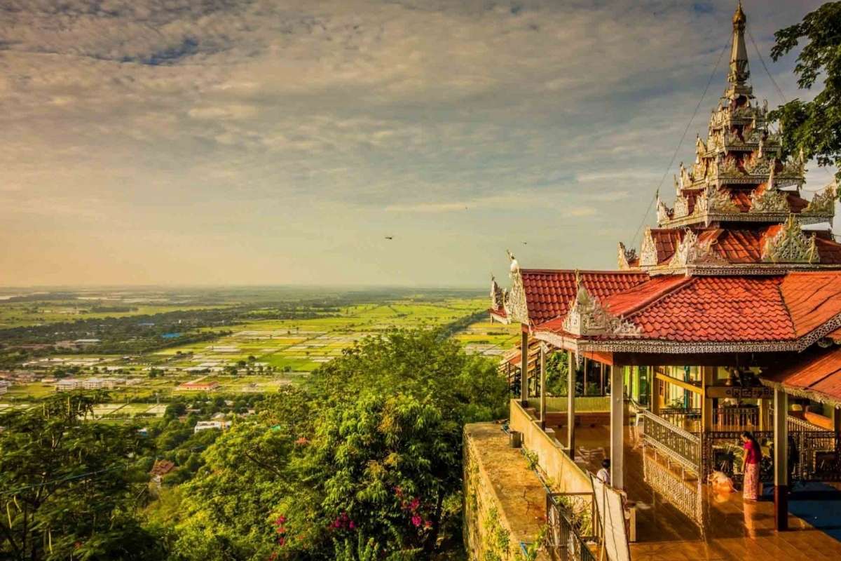Yangon to Mandalay river cruise tour packages