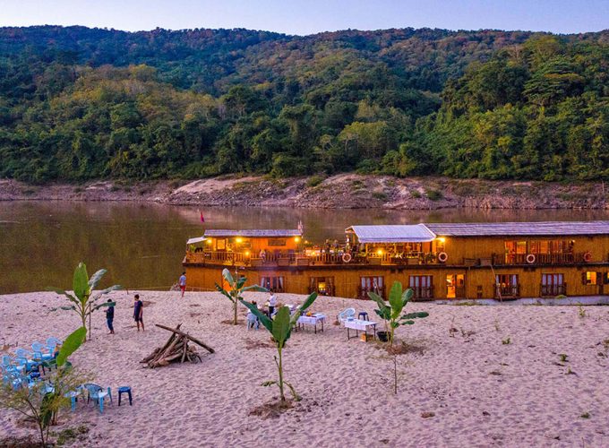 Laos cruise tour