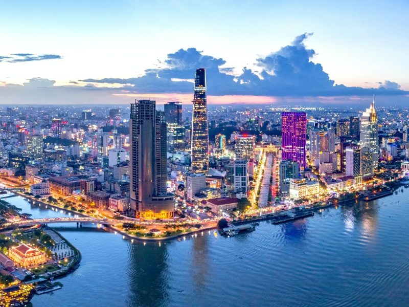 Saigon – Siem Reap cruise package tour