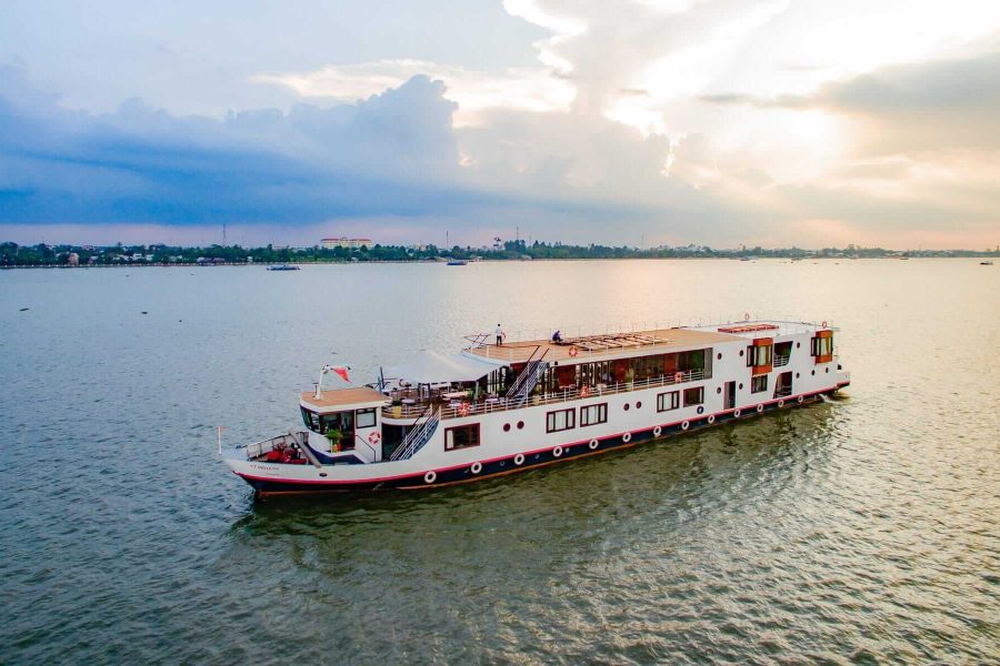 Phnom Penh, Siem Reap & Saigon Exploration